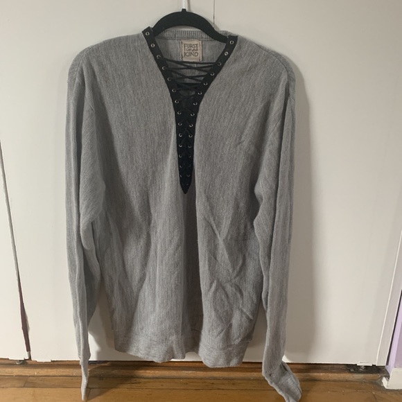 🎉SOLD 🎉LF lace up sweater - Picture 2 of 4